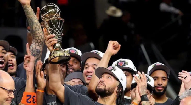 New York Knicks é campeão da NBA e encerra jejum de mais de 50 anos