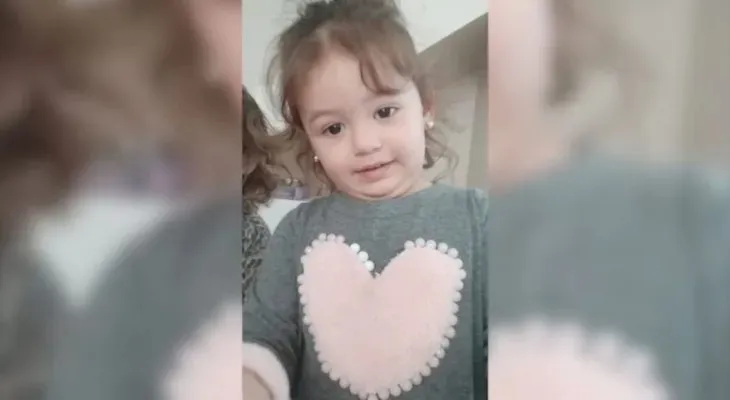 Madrasta é condenada a 8 anos por morte de menina que se afogou em máquina de lavar em Cascavel