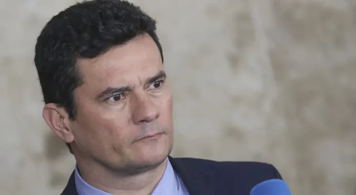 Moro confunde termo 