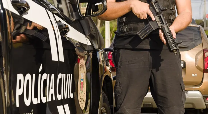 Foragido condenado por homicídio e investigado por racismo e apologia ao nazismo é preso na Itália
