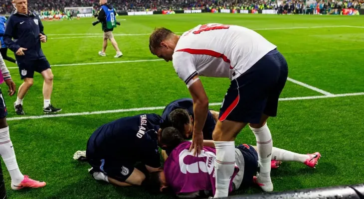Henderson fratura o braço, passa por cirurgia e está fora da Copa do Mundo