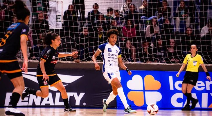 Stein Cascavel segue imbatível na temporada. Nesta quarta recebe o Colombo na Neva