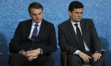 Livro de Sergio Moro com críticas a Bolsonaro volta à pauta da eleição no Paraná