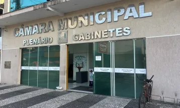 MPPR pede afastamento de vereadora de Matinhos por suspeita de "rachadinha" com diárias de assessores