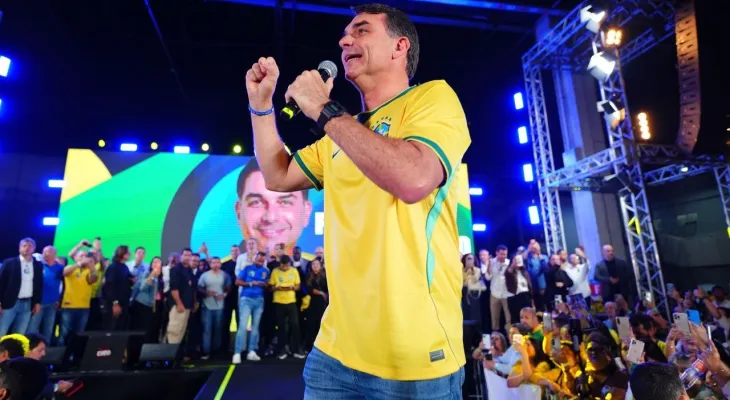 PL oficializa candidatura de Flávio Bolsonaro à Presidência em convenção nacional em São Paulo