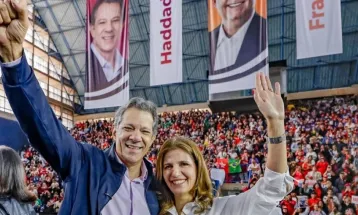 Haddad é oficializado candidato do PT ao Governo de São Paulo; Márcio França será vice