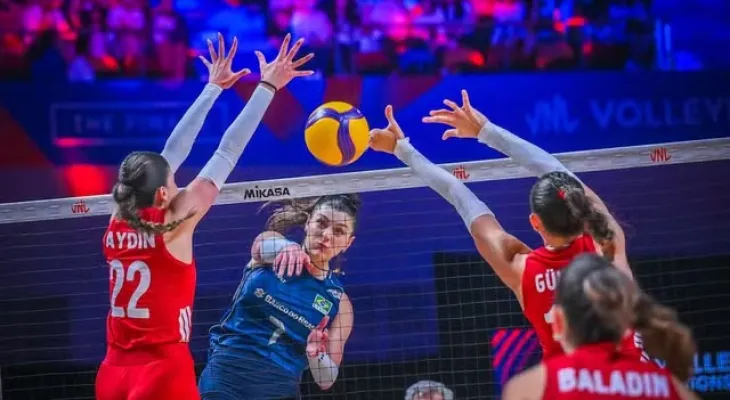 Brasil leva virada da Turquia e fica com o vice da Liga das Nações Feminina pela quinta vez