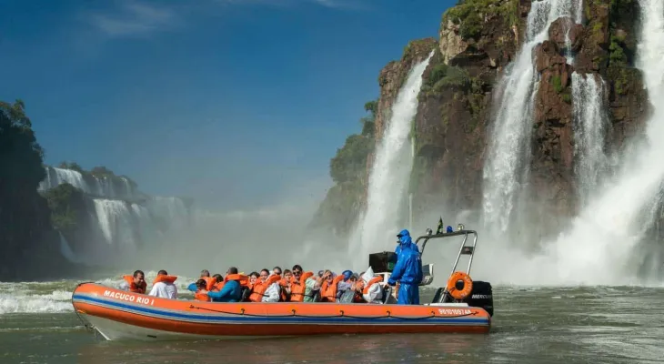 Polícia Civil faz busca no Macuco Safari durante investigação sobre morte de turista