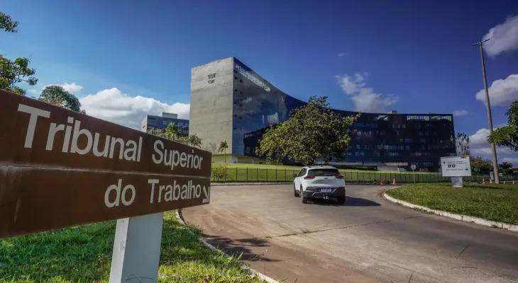 Assédio eleitoral no trabalho é crime e pode gerar indenização; Justiça orienta trabalhadores sobre como denunciar