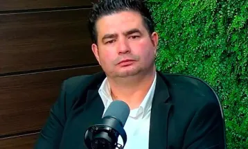 Ex-saneparista reage a discurso de Ratinho Junior e acusa governo de “hipocrisia” após demissão por justa causa