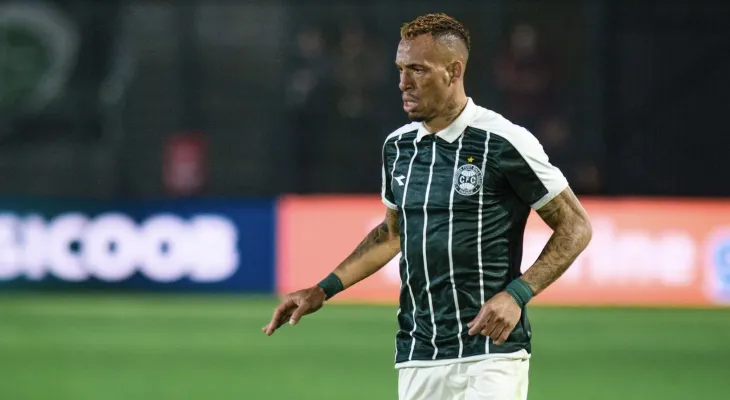 Coritiba busca reação contra a Chapecoense; veja onde assistir e escalações