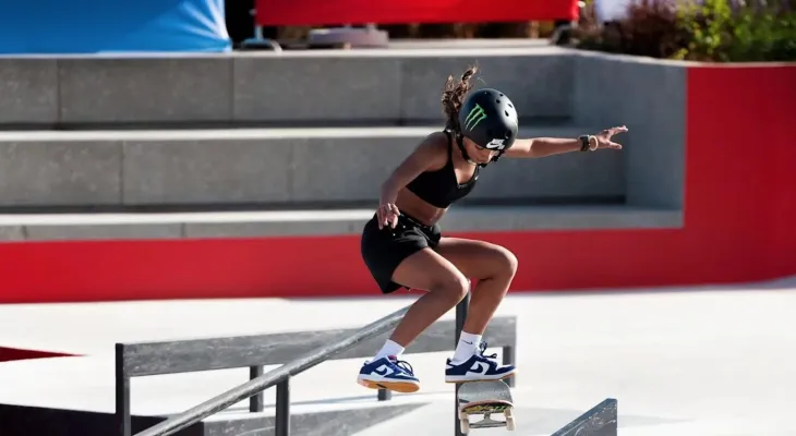 Rayssa Leal é campeã do SLS Rio Takeover no Maracanãzinho