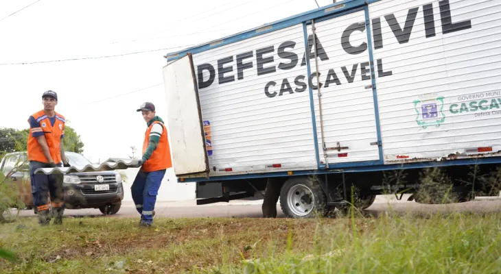 Defesa Civil orienta população de Cascavel sobre como se proteger durante temporais