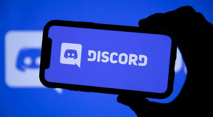 Janja cobra retirada do Discord do ar e ANPD suspende transmissões ao vivo