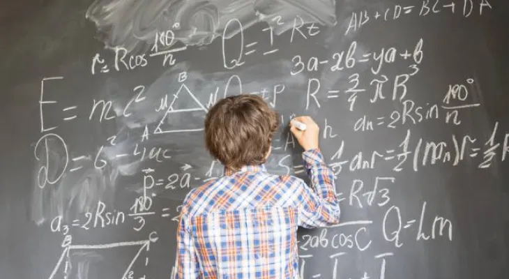 Falta de estrutura para alunos com altas habilidades é cobrada na Câmara de Maringá