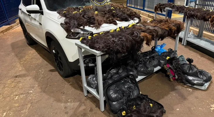 Carga com 148,2 kg de cabelo humano é apreendida pela Receita Federal em Foz do Iguaçu