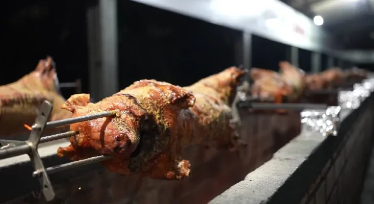 Toledo inicia programação da 53ª Festa do Porco no Rolete