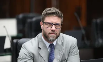 Requião Filho vai à Justiça, mas não consegue reverter cancelamento de debate da RIC
