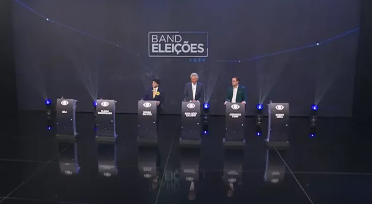 Lula ausente vira principal alvo no primeiro debate presidencial