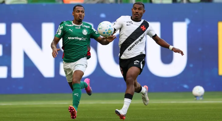 Vasco e Vitória fazem o jogo de ida das quartas de final da Copa do Brasil