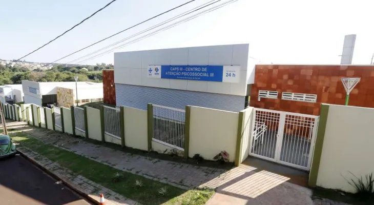 CAPS 3 apresenta projeto de musicoterapia na Câmara de Maringá