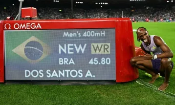 Alison dos Santos bate recorde mundial nos 400m com barreiras