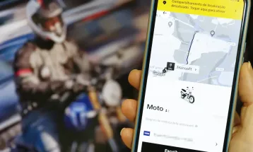 STF adia julgamento sobre vínculo de motoristas e entregadores de aplicativos
