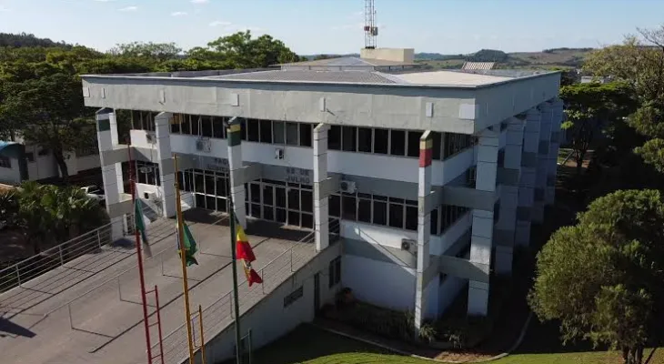 Servidor de Matelândia acumula 455 horas negativas e vira alvo de inquérito por possível pagamento sem trabalho