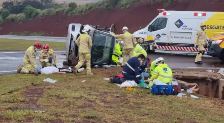 Duas mulheres morrem após carro capotar na BR-163, em Cascavel