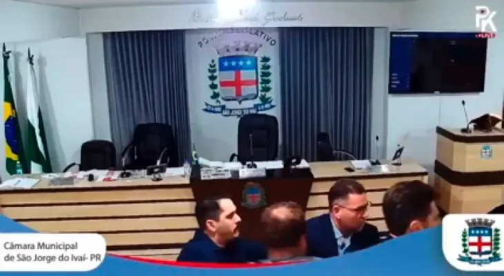 Câmara vira ringue: presidente avança contra vereador durante sessão em São Jorge do Ivaí