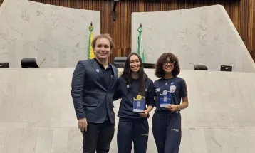 Aluna de escola pública de Cascavel conquista vaga na final nacional de oratória da JCI