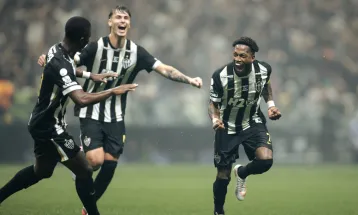 Atlético-MG x Cruzeiro: Galo vira e avança às semifinais da Copa do Brasil