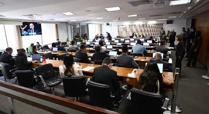 CCJ do Senado aprova texto-base da PEC da Segurança Pública