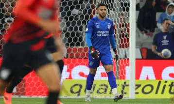 Athletico troca goleiro titular e Mycael ganha chance contra o Cruzeiro
