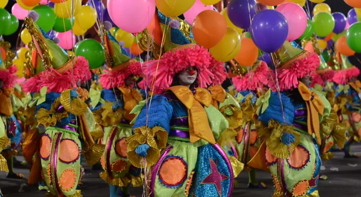 Carnaval 2027 começa a ganhar forma com definição dos sambas-enredo