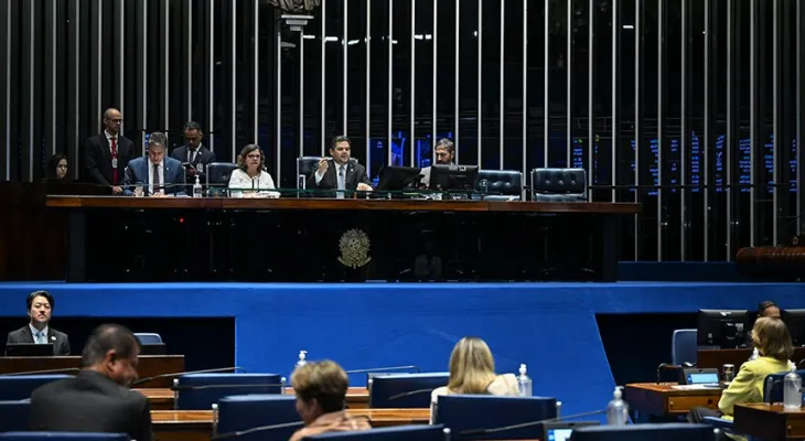 Congresso aprova medida para acelerar análise de benefícios do INSS