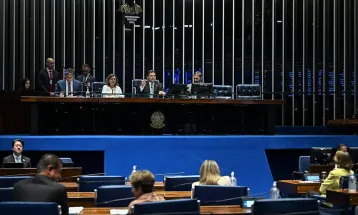 Congresso aprova medida para acelerar análise de benefícios do INSS