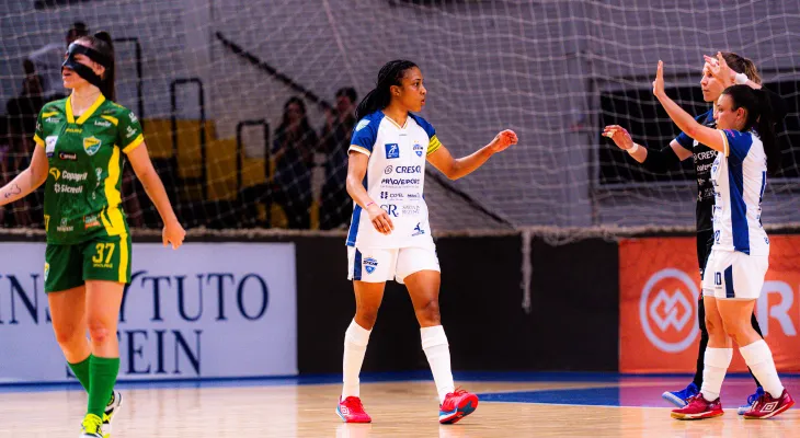 Futsal feminino: Stein Cascavel inicia o mata-mata da LFF contra o São José