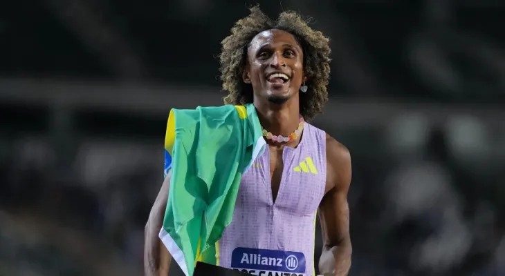 Alison dos Santos vence Diamond League e conquista tricampeonato