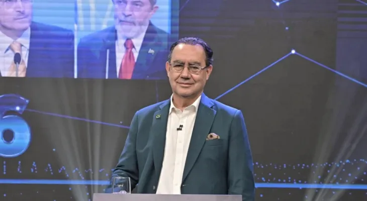 Augusto Cury faz carreata pela pacificação e critica polarização política