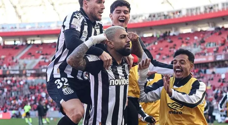 Internacional x Santos: Gabigol marca duas vezes em vitória do Santos