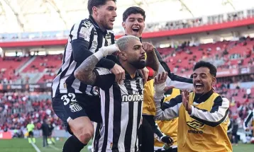 Internacional x Santos: Gabigol marca duas vezes em vitória do Santos