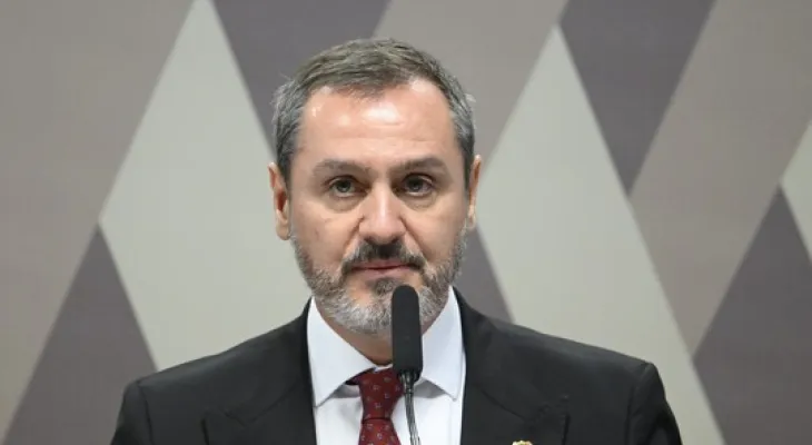 Mendonça afasta diretor-geral e chefe de inteligência da PF e manda investigar relatórios