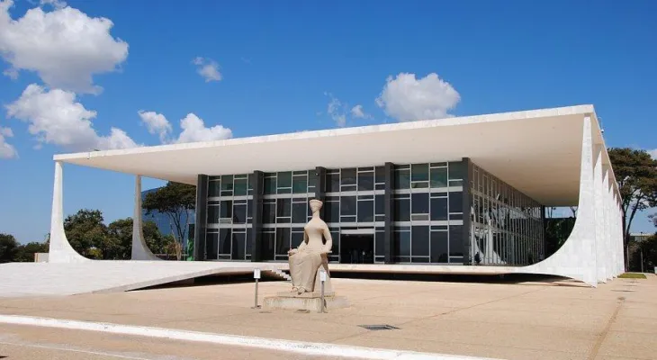 STF entra no fim de semana em guerra interna antes de sessão que pode atingir Moraes