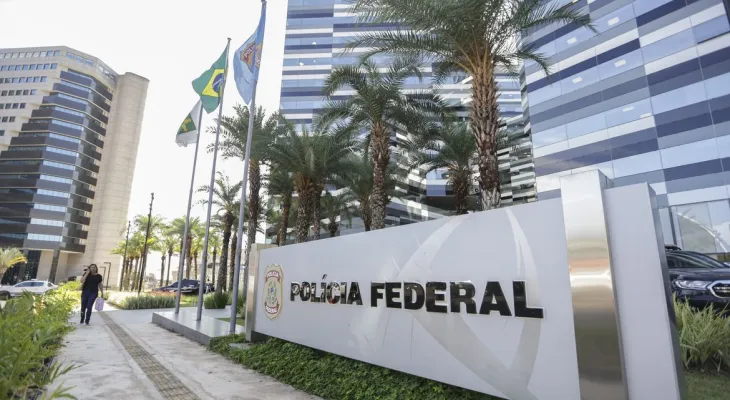 PF diz que pode entregar íntegra do celular de Vorcaro a ministros do STF