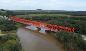 DER licita nova ponte na PR-427 após sucessivas reformas na estrutura sobre o Rio da Várzea