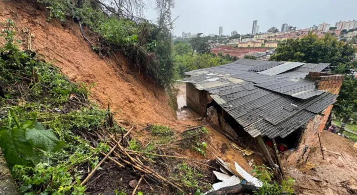 Paraná chega a cinco mortes após chuvas; ainda há um desaparecido