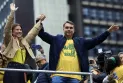Flávio Bolsonaro propõe reduzir ministérios e endurecer segurança em plano de governo