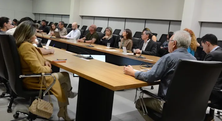 Observatório reúne instituições e comunidade para discutir desafios da saúde em Foz