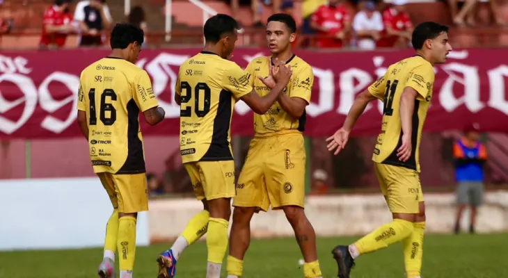 Cascavel empata com Paranavaí e soma primeiro ponto na Copa Paraná